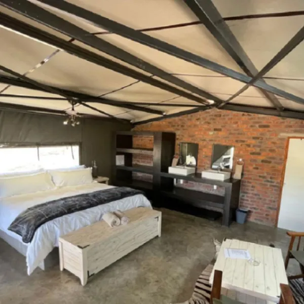 newburg-luxury-bush-tents-elandsfontein-farm-cyferfontein-road-lbngz