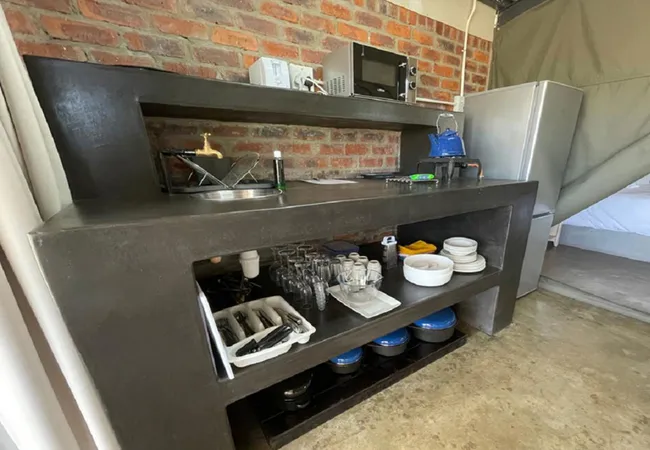 newburg-luxury-bush-tents-elandsfontein-farm-cyferfontein-road-t859e
