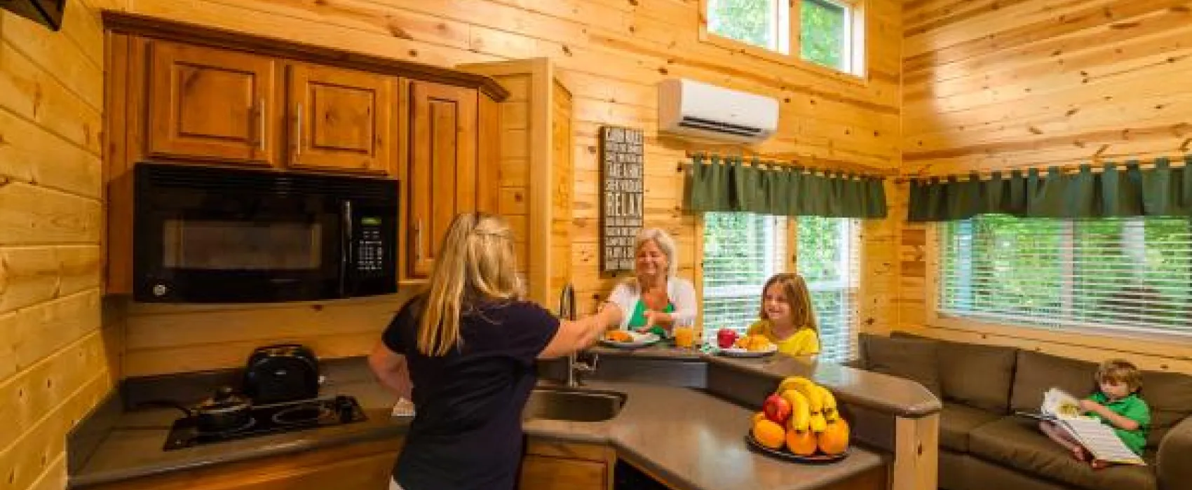 St. Louis West/Historic Route 66 KOA Campground &  Cabins