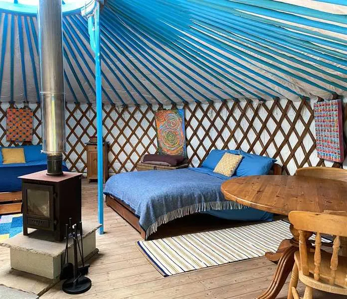 fir-hill-glamping-yurts-newquay-pfqdn