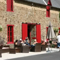 domaine-du-logis-la-chapelle-aux-filtzmeens-thgs7