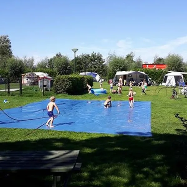 recreatieboerderij-johan-en-caroline-minicamping-wagenberg-tgnol