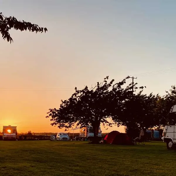 painters-farm-campsite-faversham-nhgee