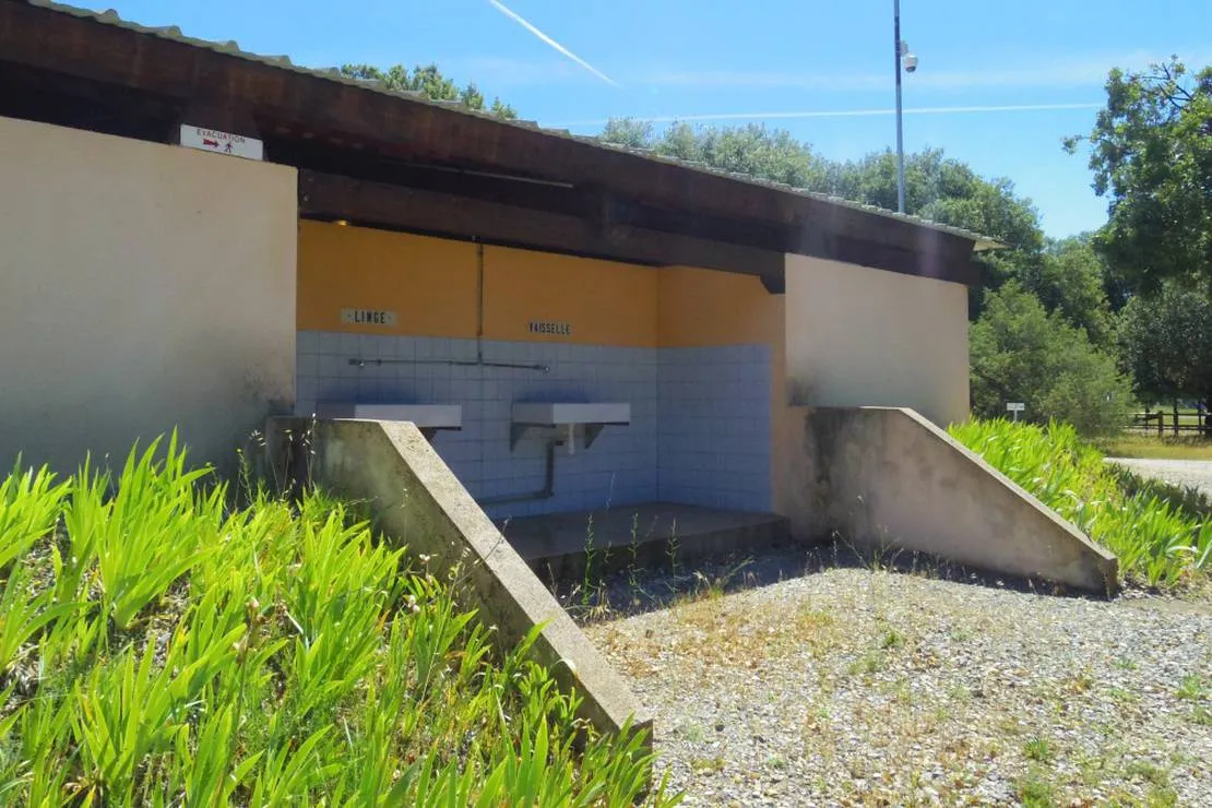 camping-la-casse-chateau-arnoux-st-auban-0sqi2