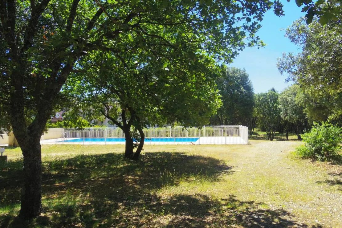 camping-la-casse-chateau-arnoux-st-auban-uebvh