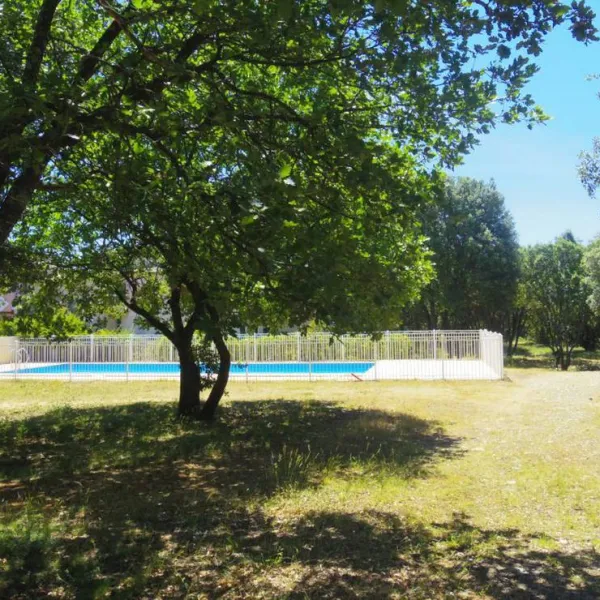 camping-la-casse-chateau-arnoux-st-auban-uebvh