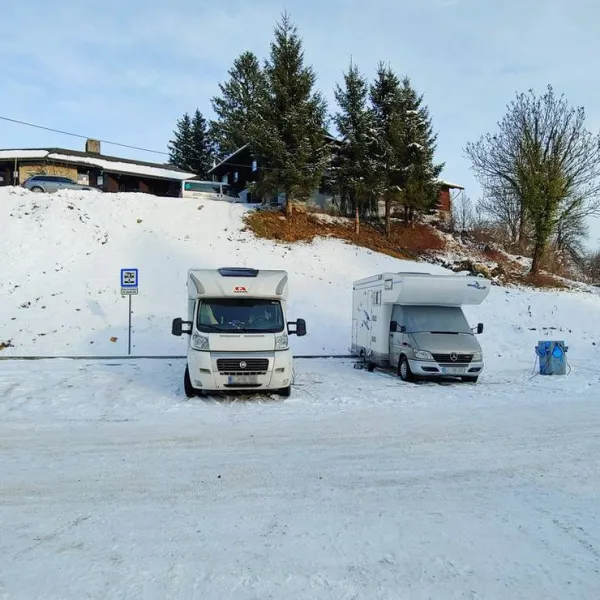 camper-stop-golte-mozirje-qxstx