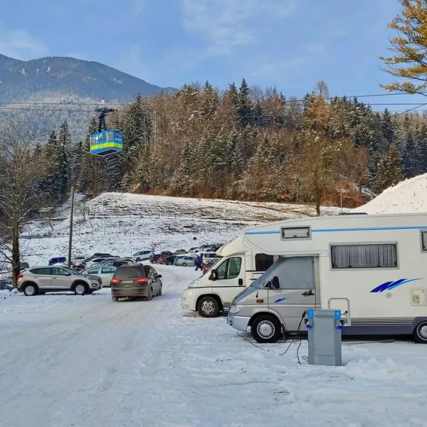 camper-stop-golte-mozirje-strmn