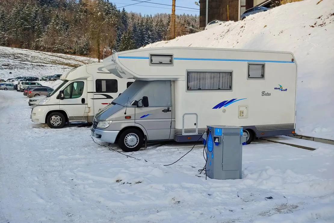 camper-stop-golte-mozirje-tm35x