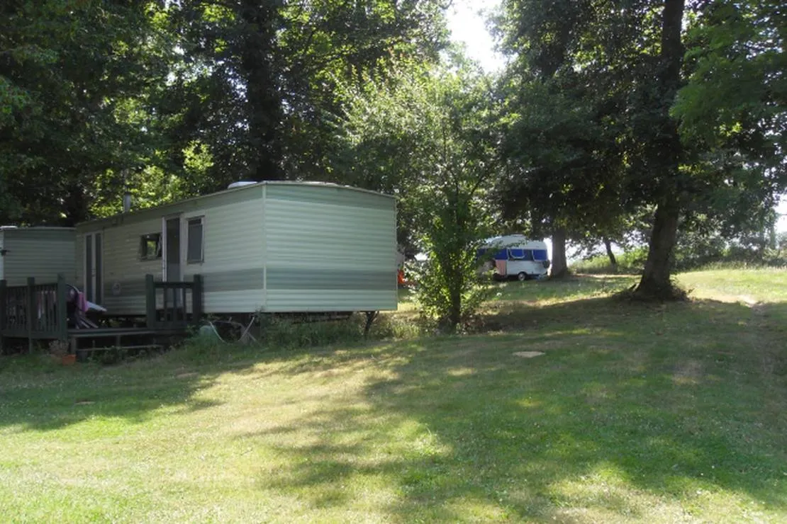camping-a-la-ferme-de-laillon-condom-qbazk