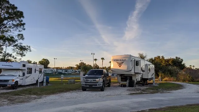 encore-lake-magic-rv-resort-clermont-5gudc