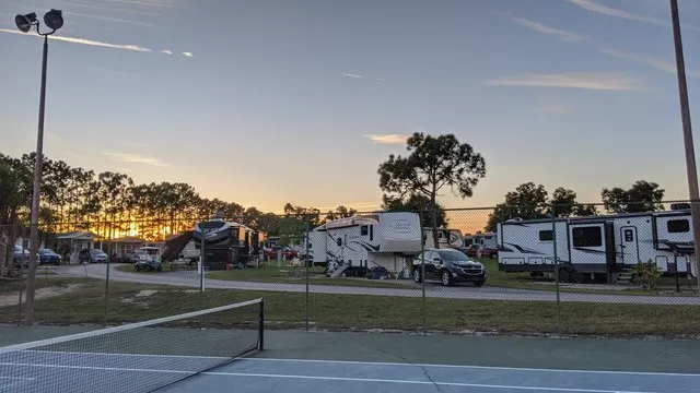 encore-lake-magic-rv-resort-clermont-bmxhw