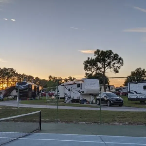 encore-lake-magic-rv-resort-clermont-bmxhw