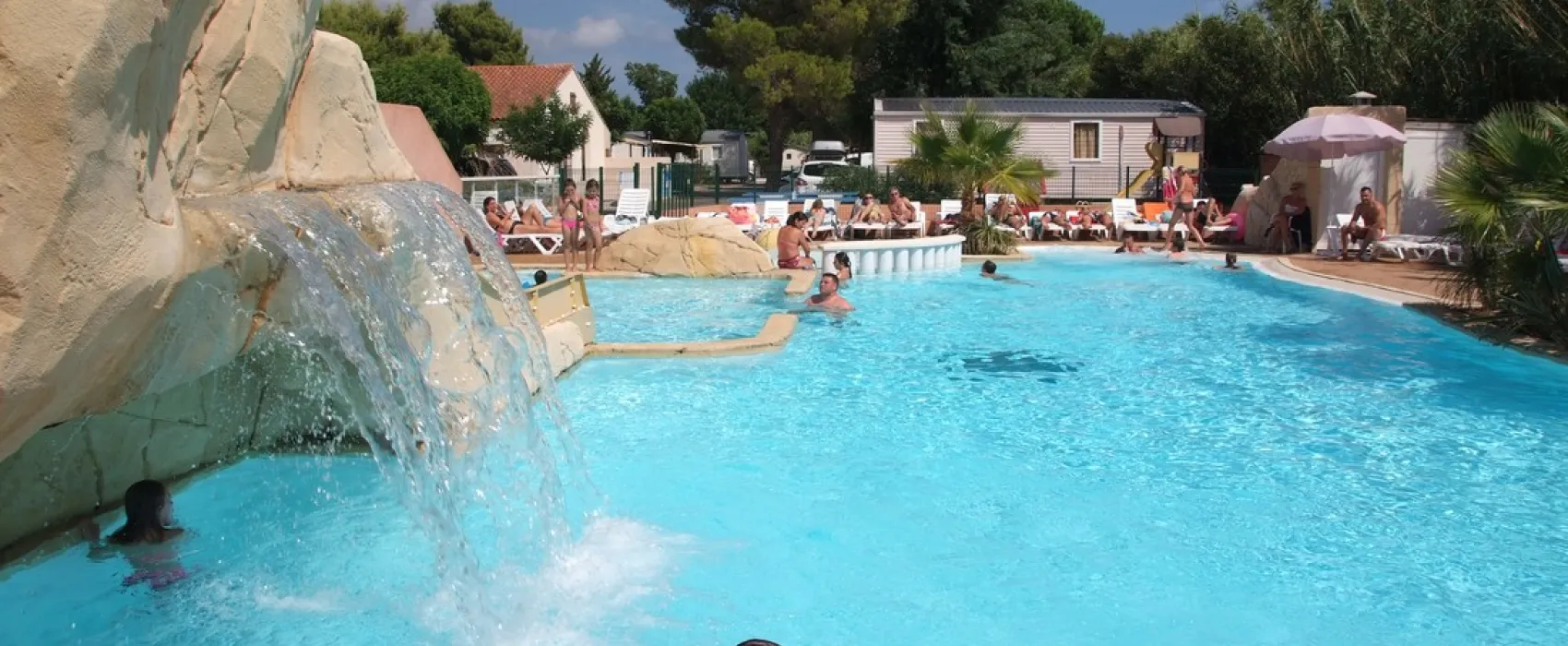 Clau Mar Jo