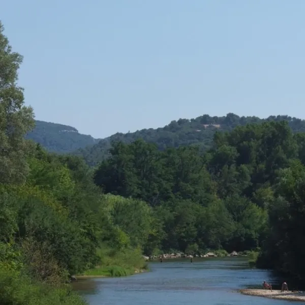 la-coquille-bagnols-sur-cegraveze-gard-d3bk7