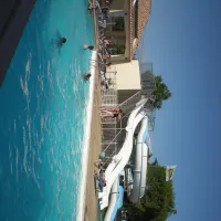 Le Bon Port