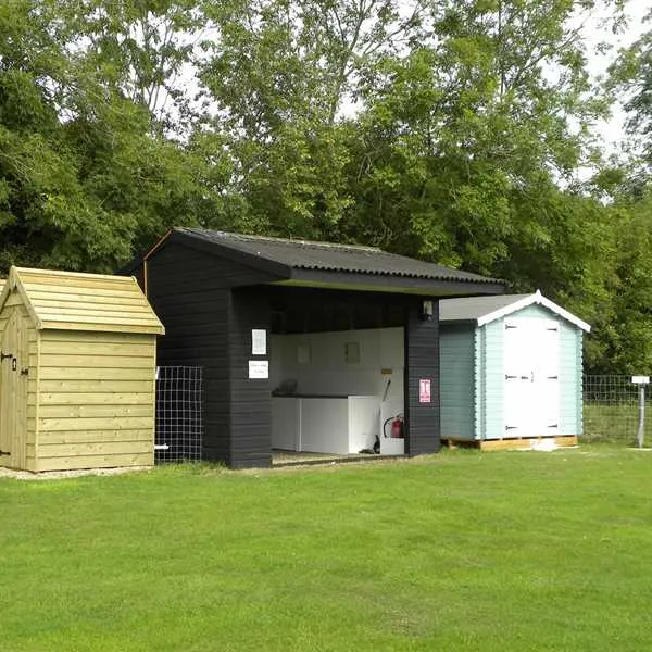 spring-farm-campsite-shipdham-tquut