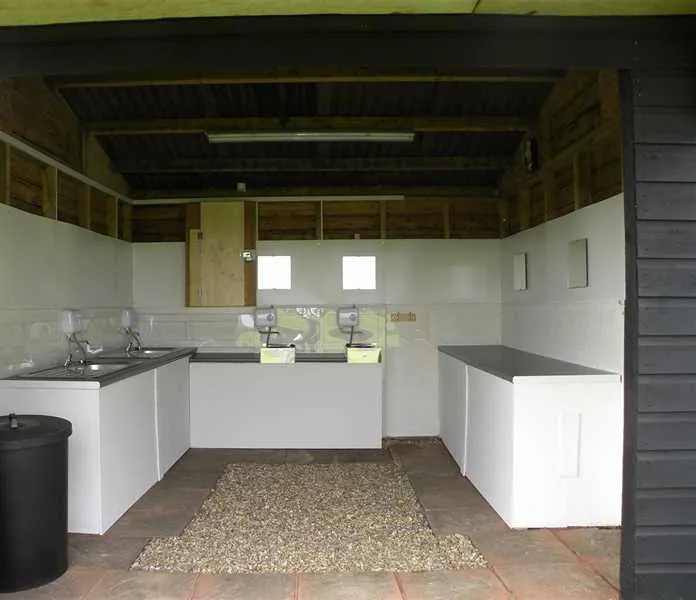 spring-farm-campsite-shipdham-xvflo