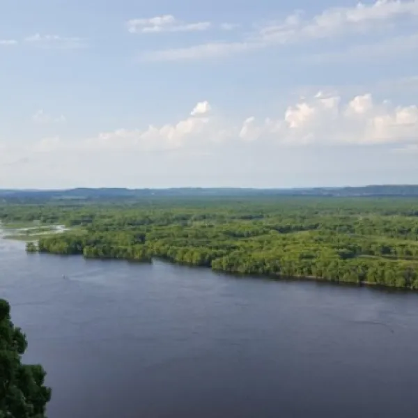 great-river-bluffs-state-park-winona-cxjoy
