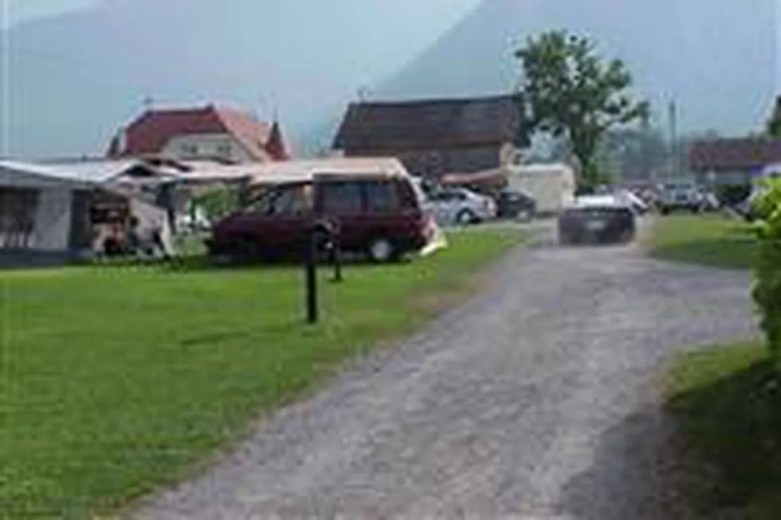camping-au-grand-bois-chessel-uetkm