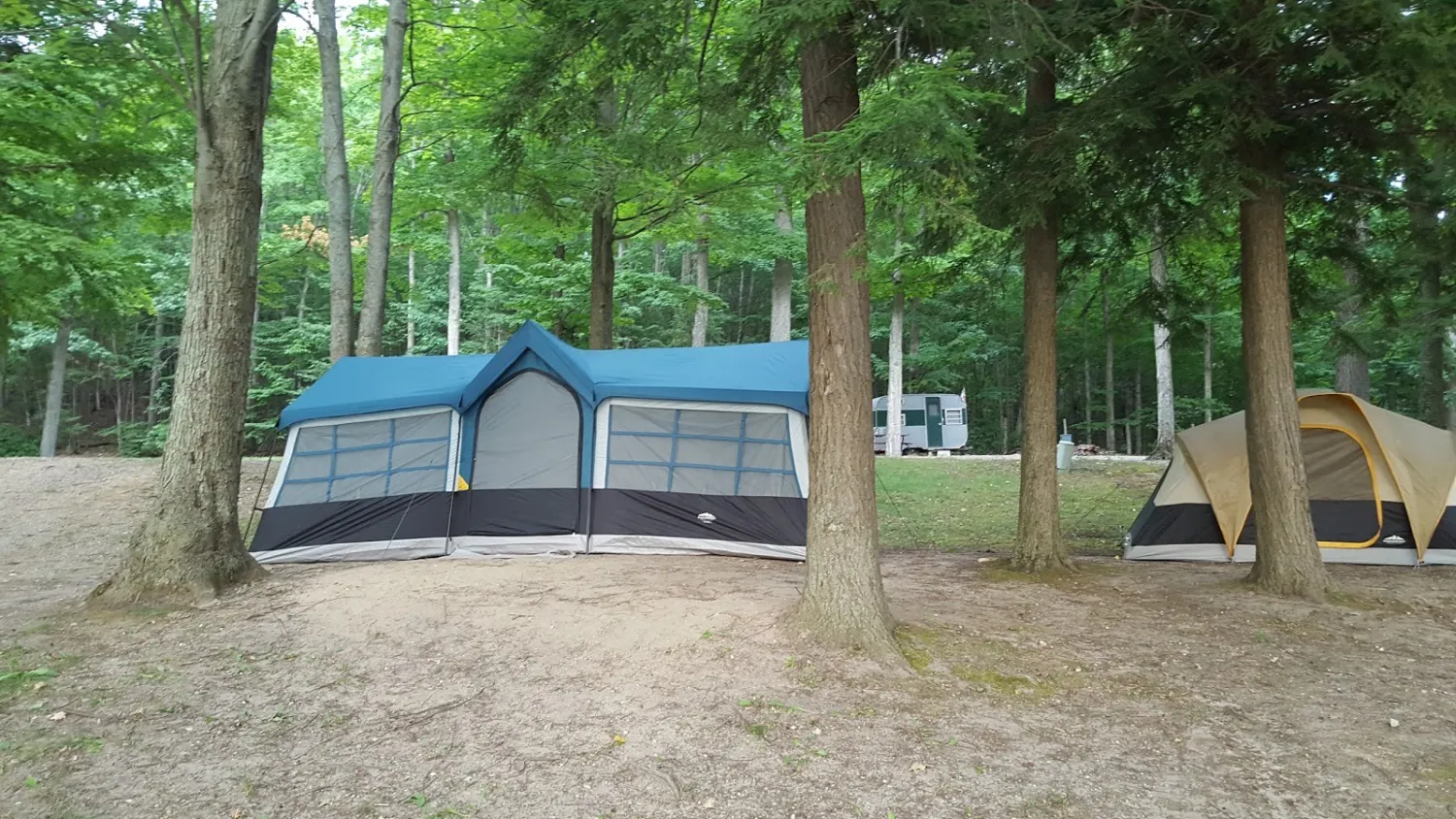 wooden-shoe-campground-ellsworth-qhwai
