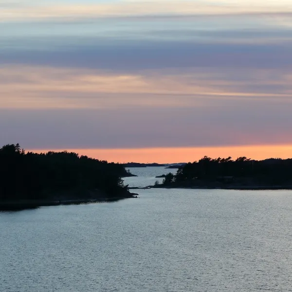 sebbholmen-ecocamp-rosala-lu5dp