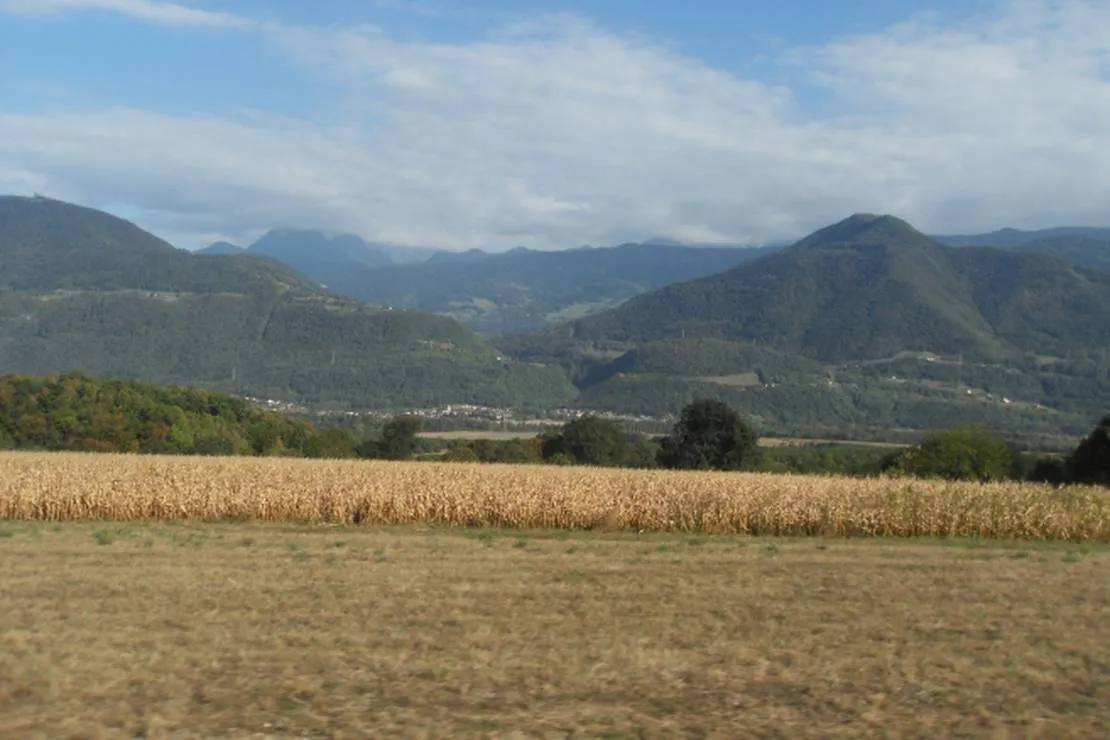 camping-municipal-la-combe-st-vincent-de-mercuze-biq9w