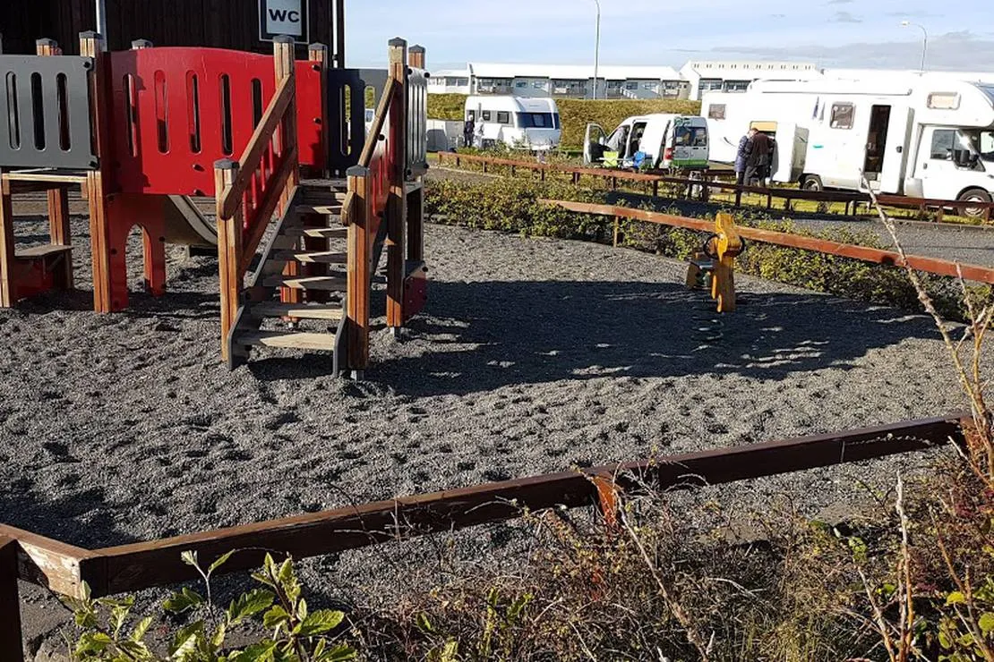 tjaldsvaeadi-grindavik-campsite-grindavik-grindavik-jmxs2