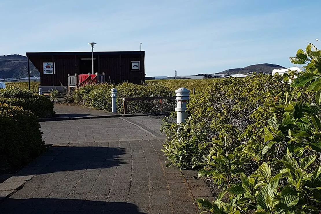 tjaldsvaeadi-grindavik-campsite-grindavik-grindavik-otjaw