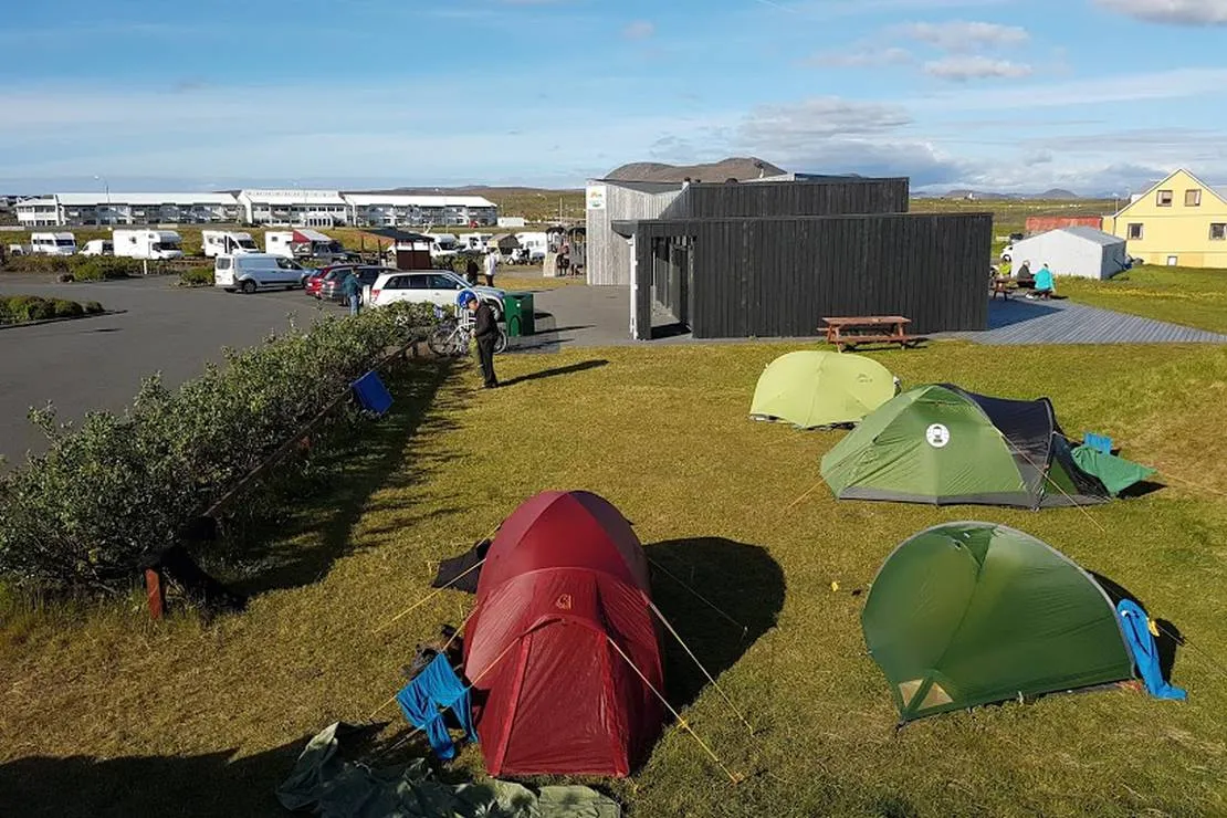 tjaldsvaeadi-grindavik-campsite-grindavik-grindavik-slvau
