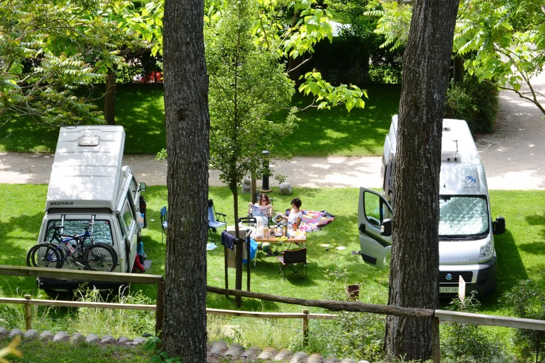 montagut-montagut-4ptzk
