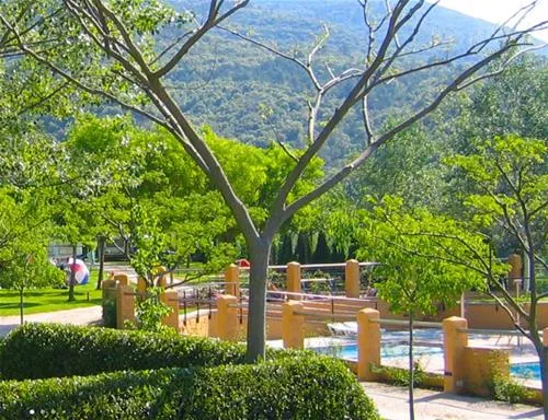 montagut-montagut-uknpe