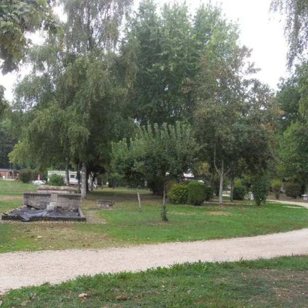 camping-la-fontaine-aux-fees-renaucourt-7cejq