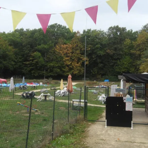 camping-la-fontaine-aux-fees-renaucourt-jxxbq