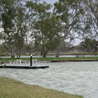 lake-lascelles-campground-hopetoun-vdx1m