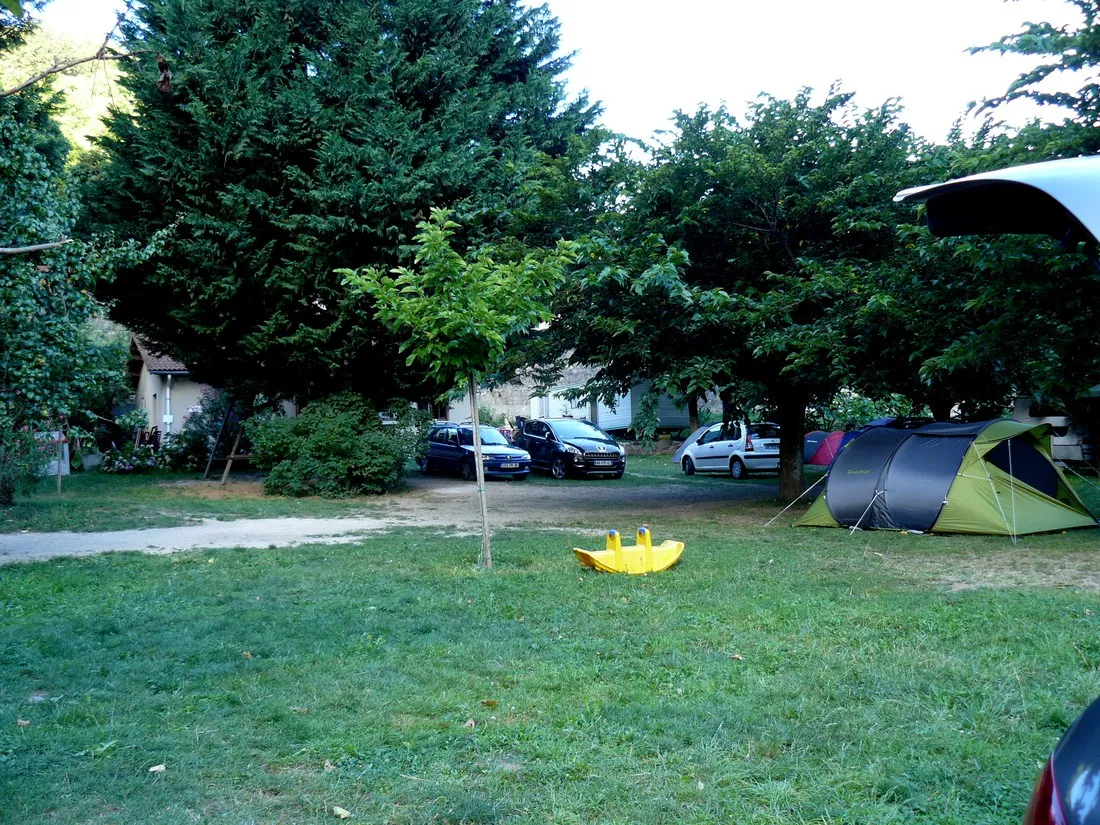 les-chenevieres-pied-de-borne-8tw0o