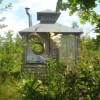 farm-on-the-hill-uttoxeter-duxok