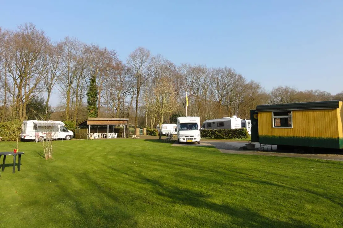 camping-t-woutersbergje-oudeschoot-bqpz9