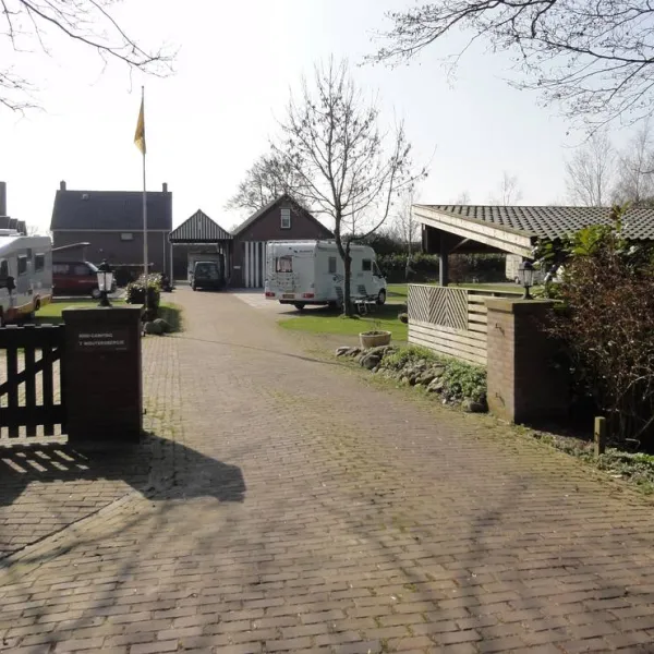 camping-t-woutersbergje-oudeschoot-cnywr