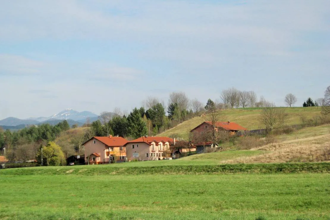 camping-na-meji-pivka-jayua