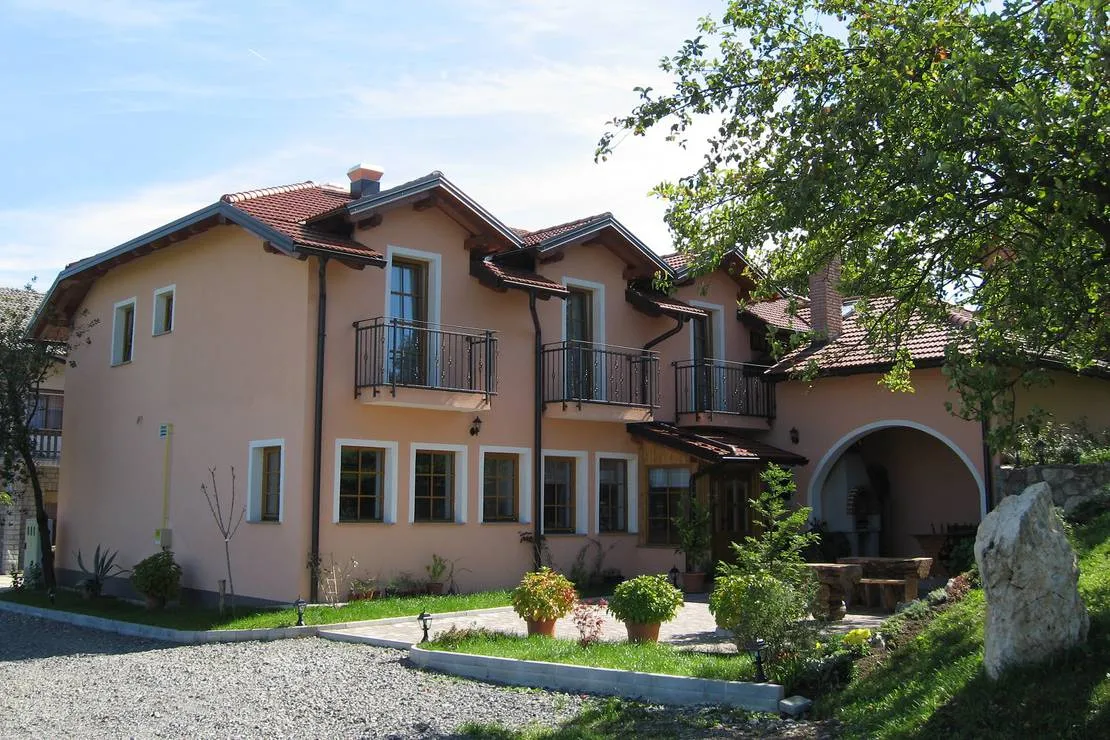 camping-na-meji-pivka-ogztp