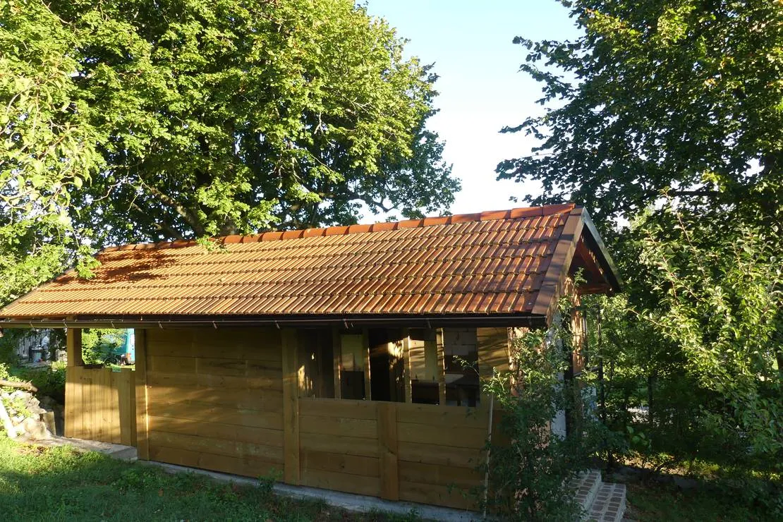 camping-na-meji-pivka-ppg8v