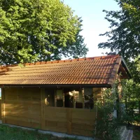 camping-na-meji-pivka-ppg8v