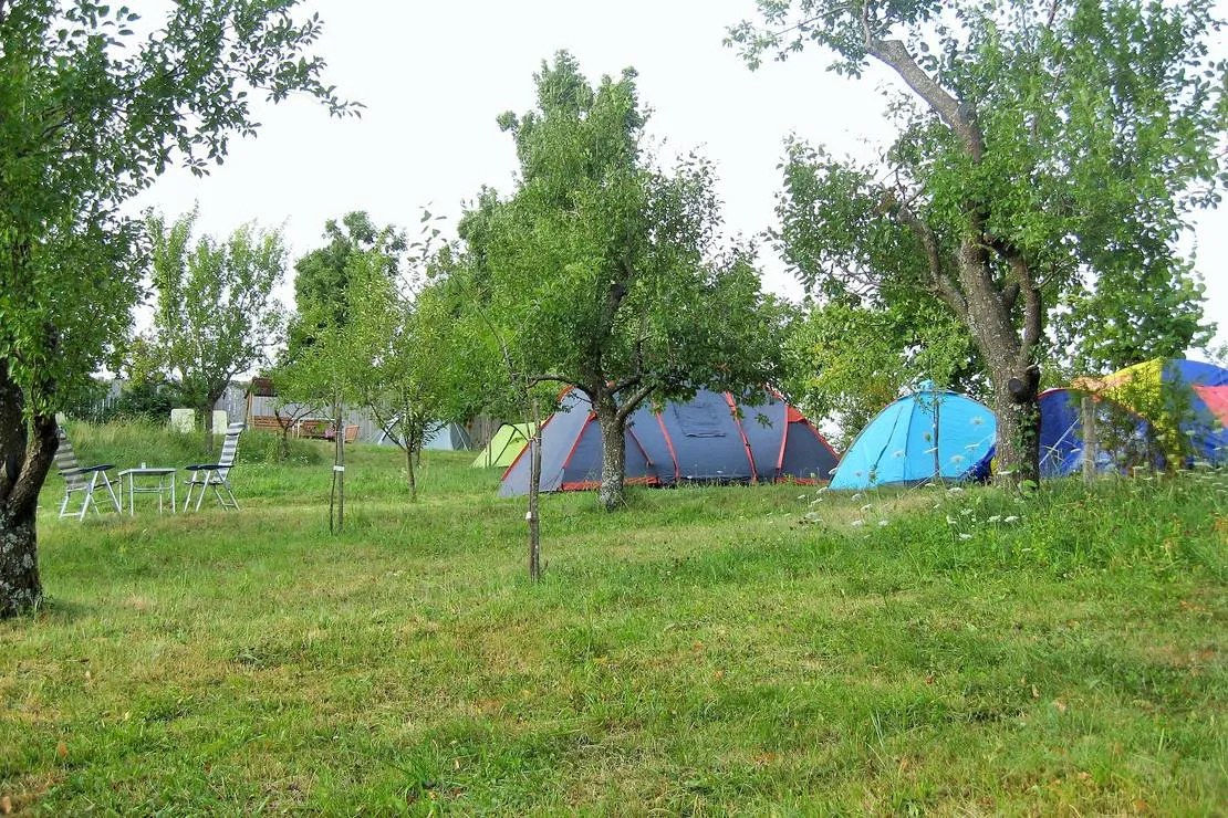 camping-na-meji-pivka-uussj