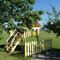 camping-na-meji-pivka-yyno4