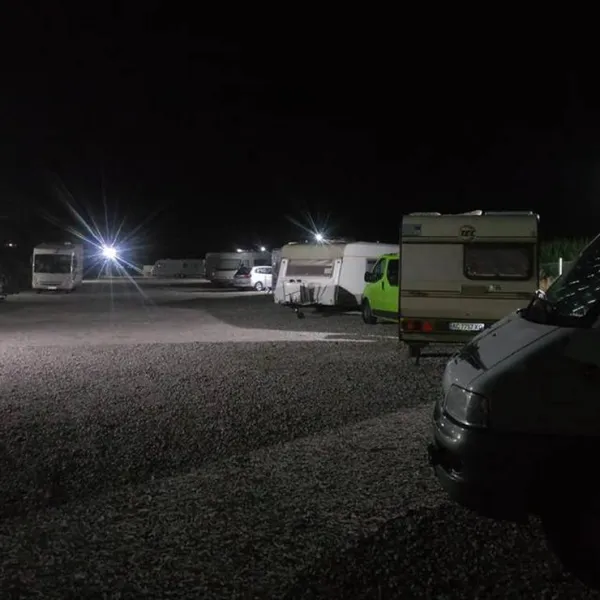 camper-stop-vrana-sofia-hinrr