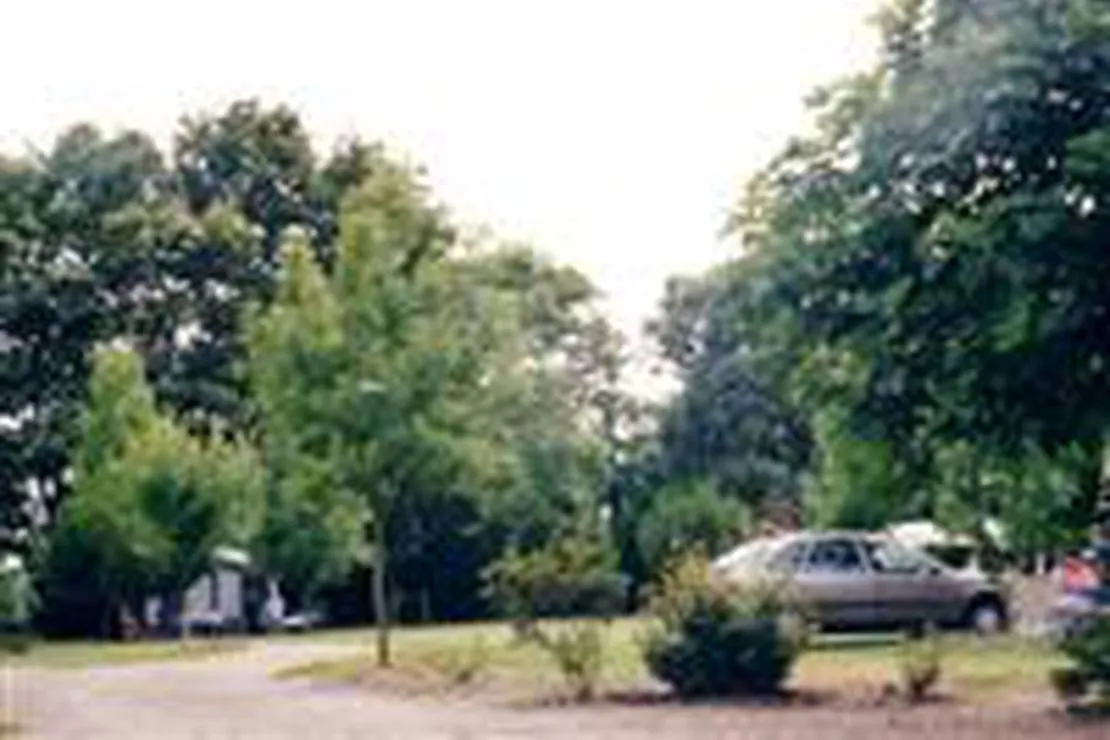 camping-aire-naturelle-de-vincent-pierre-henri-st-mathurin-0jjzc