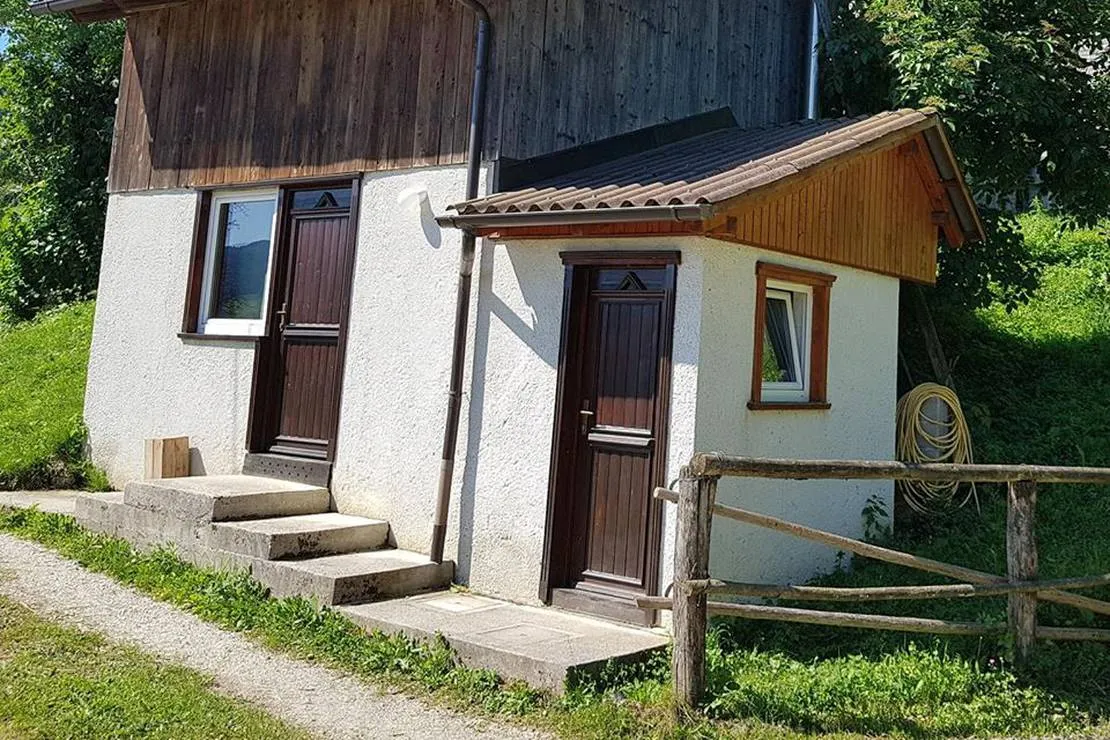 kmetija-camp-zalaze-cerkno-trdt0