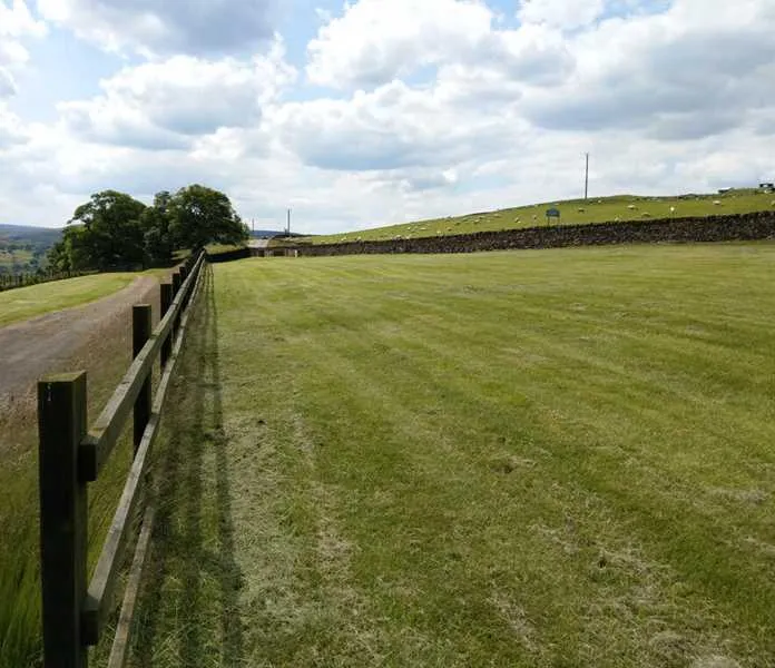 thurlmoor-farm-holmfirth-lotud