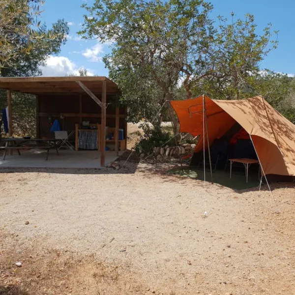 casa-valerosa-lametlla-de-mar-wlkcy